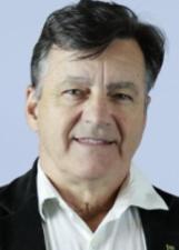 Foto de Dr. César Grazzia